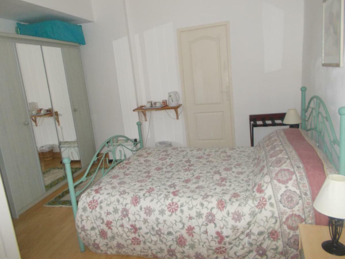 Poppys Chambres D'Hotes Ceret Room photo