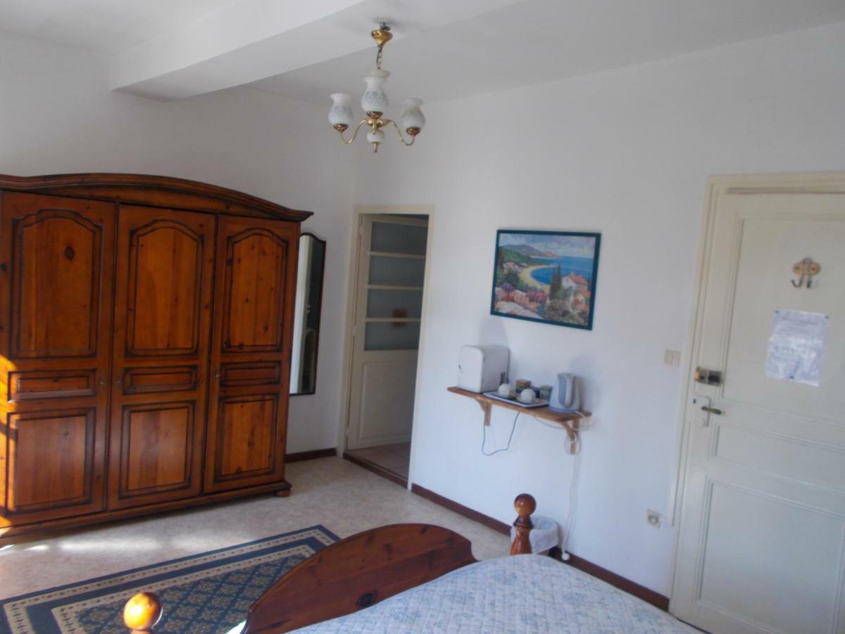 Poppys Chambres D'Hotes Ceret Exterior photo